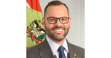 Senador, Jorge Seif